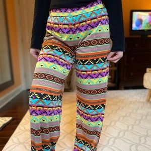 Patterned flowy pants